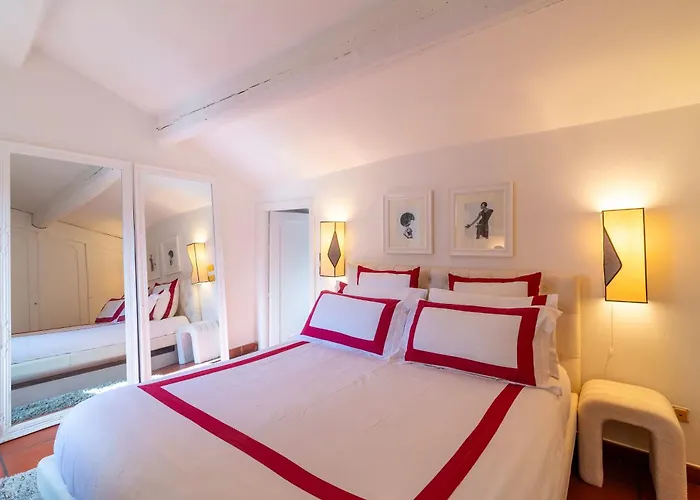 Campo De\' Fiori Enchanting Attic